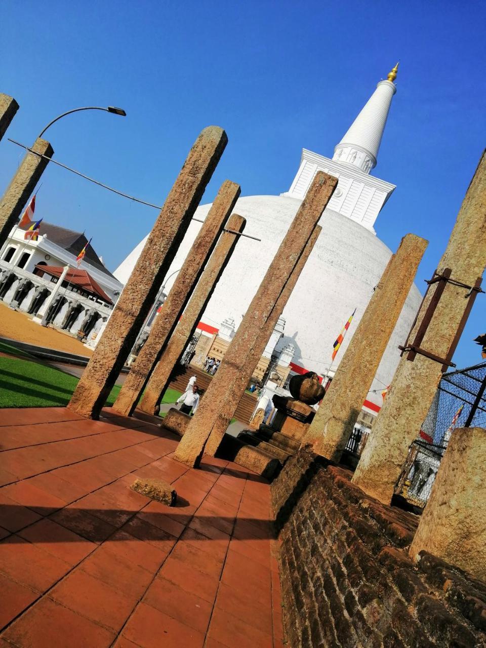 Mindana Residence Anuradhapura Eksteriør bilde